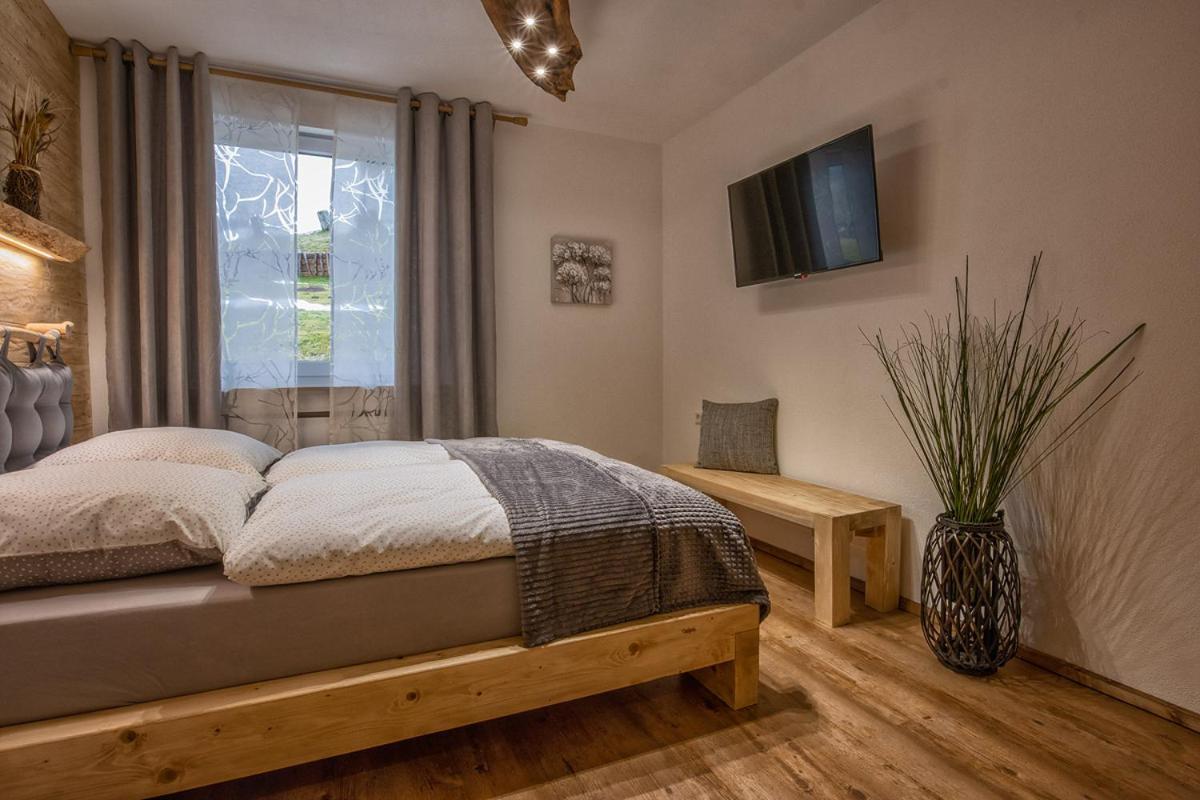 Ferienhaus Enzquelle Enzklosterle Bagian luar foto